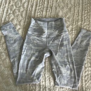 Lululemon Grey Camo Leggings
